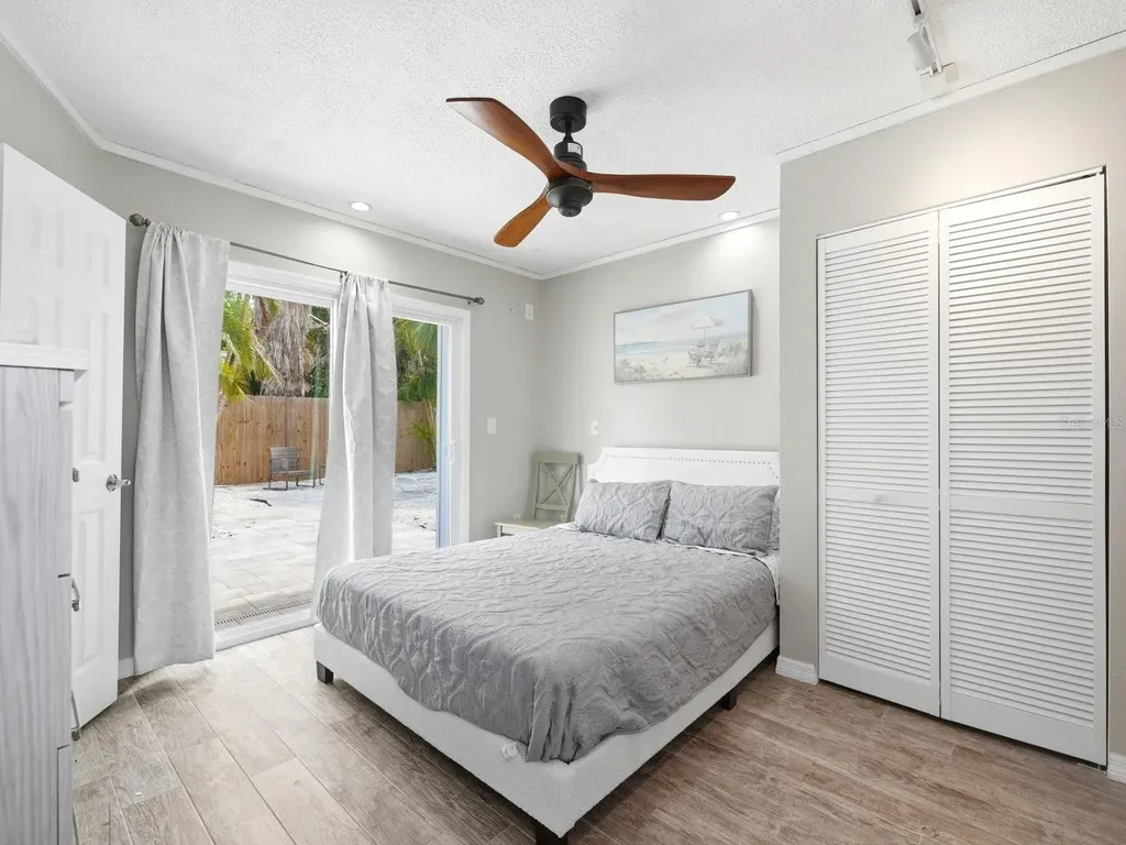1207 1st Street Indian Rocks Beach FL 33785