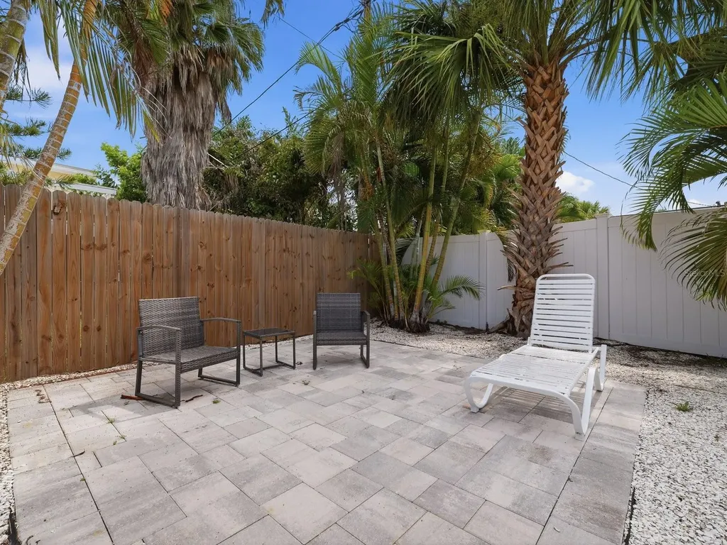 1207 1st Street Indian Rocks Beach FL 33785