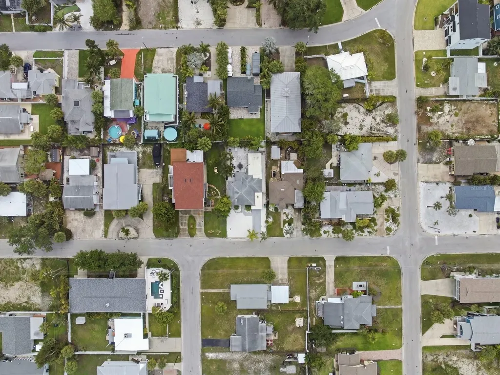 1207 1st Street Indian Rocks Beach FL 33785