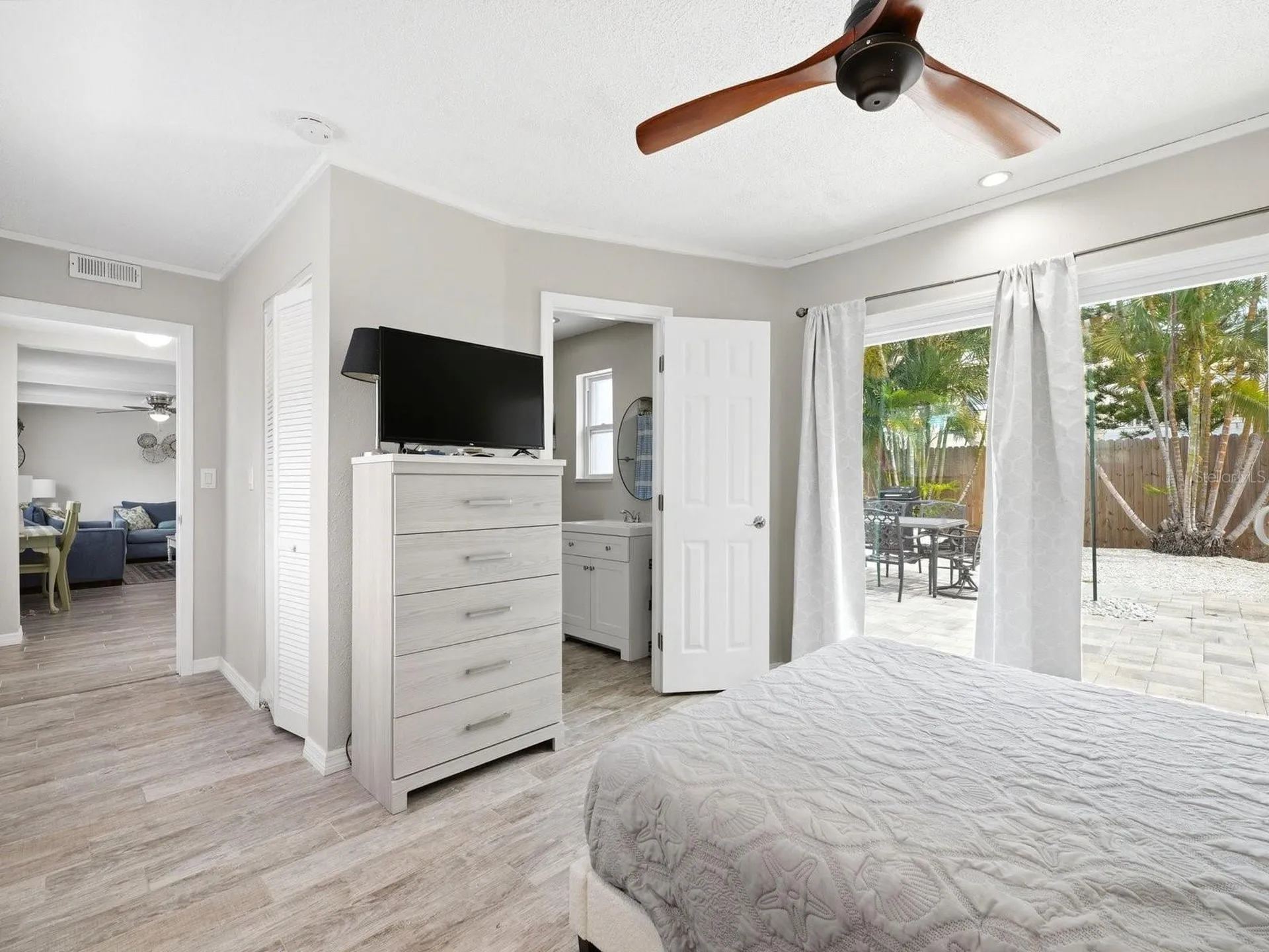 1207 1st Street Indian Rocks Beach FL 33785