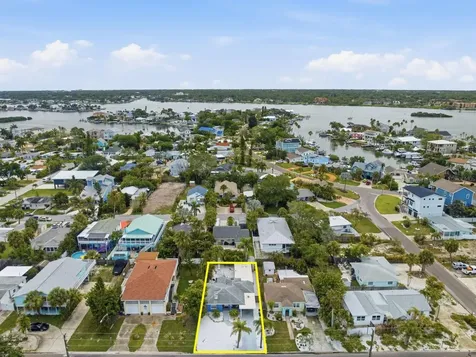 1207 1ST Street Indian Rocks Beach FL 33785