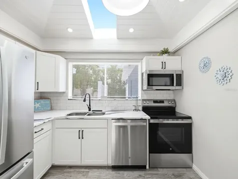 1207 1st Street Indian Rocks Beach FL 33785