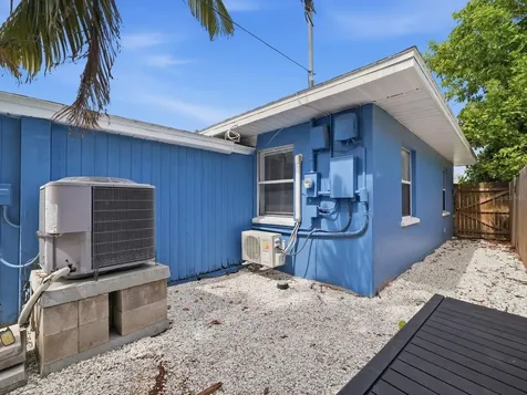 1207 1st Street Indian Rocks Beach FL 33785