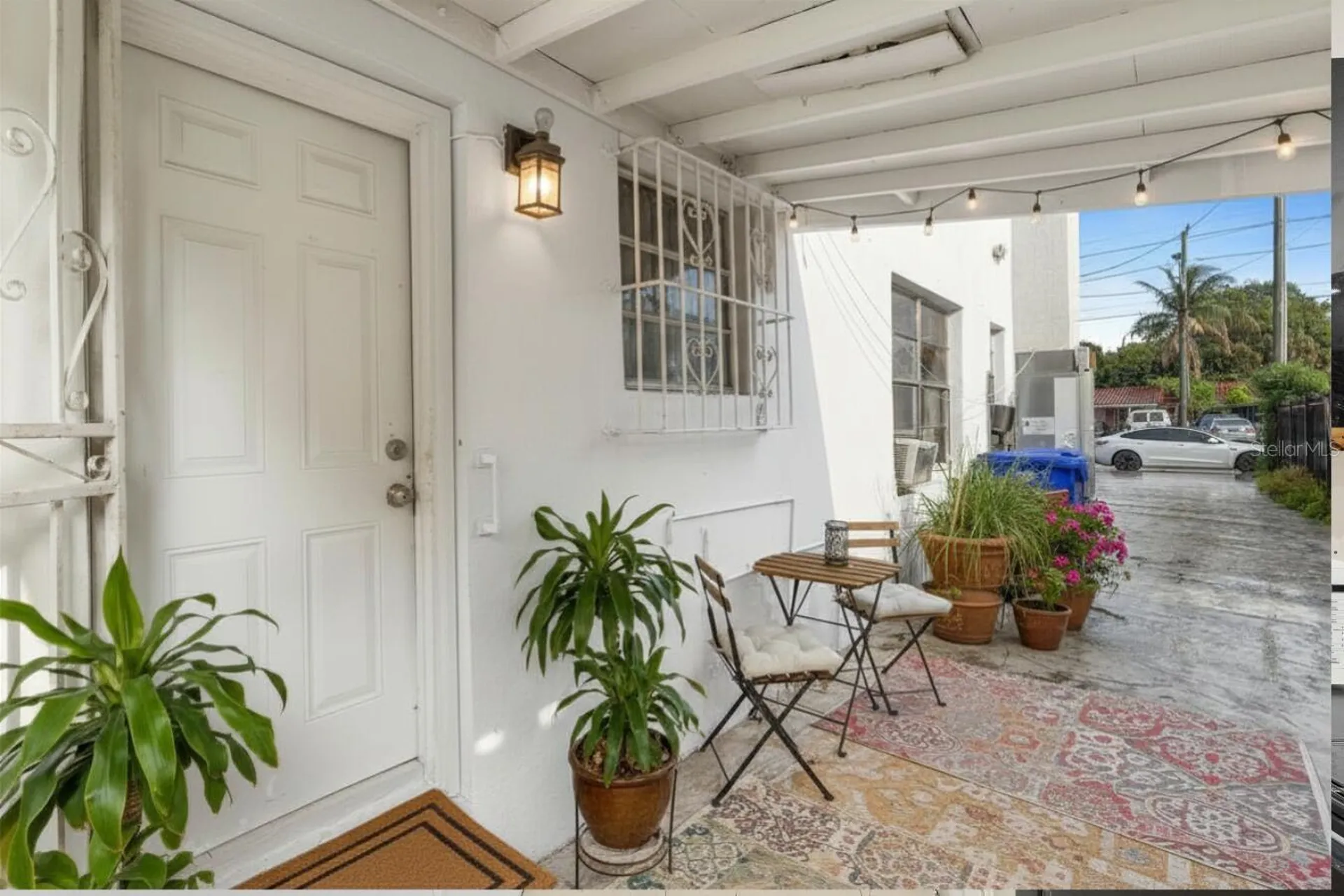 1829 5th Miami FL 33125