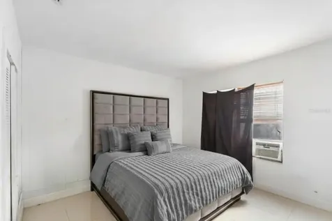 1829 5th Miami FL 33125