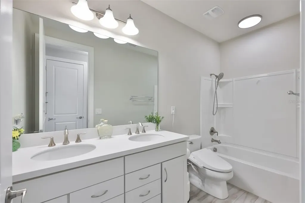 18824 Alder Glen Drive Lutz FL 33558