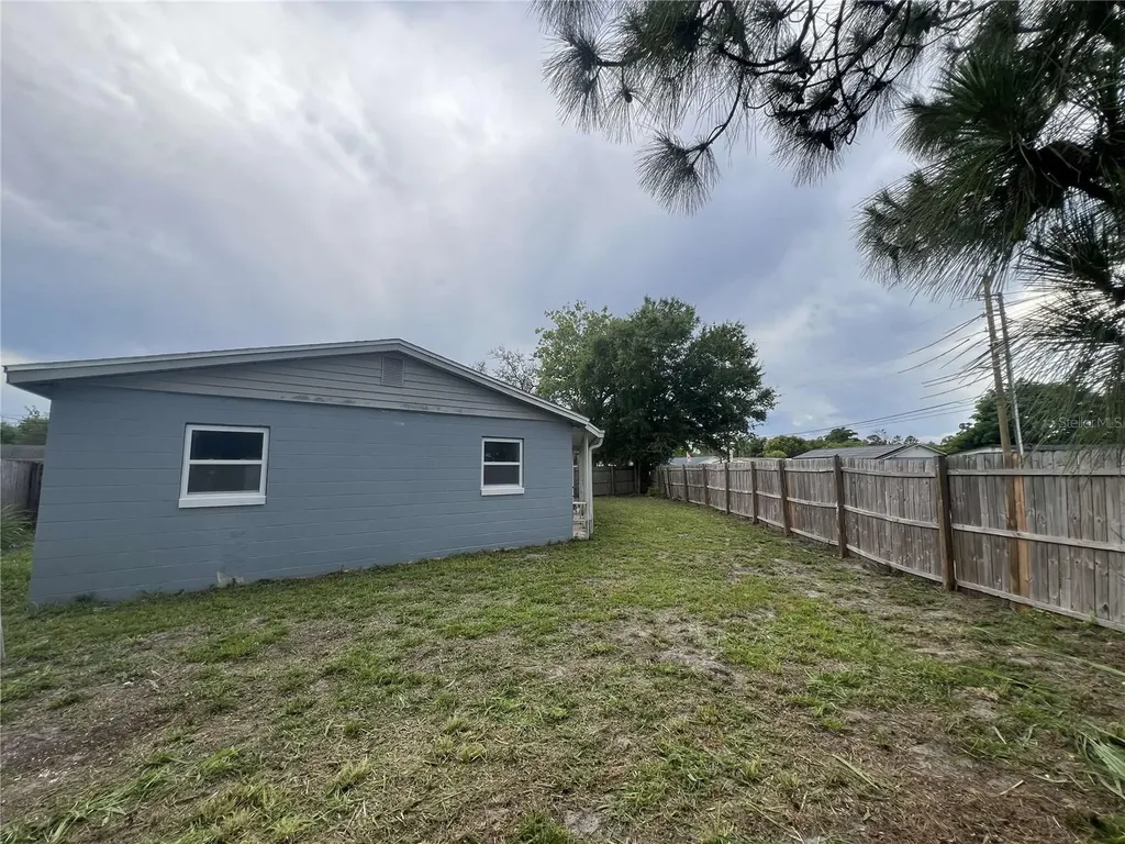 14405 Daring Avenue Orlando FL 32826