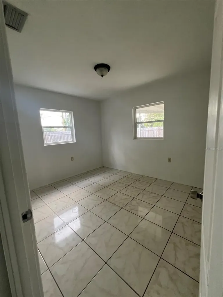 14405 Daring Avenue Orlando FL 32826