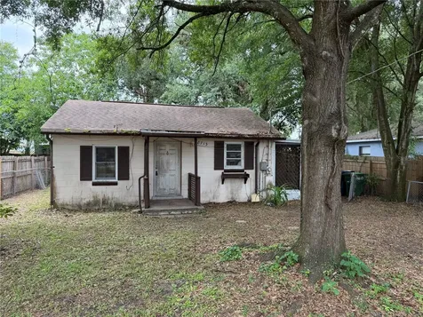 8713 N 39th Street Tampa FL 33604