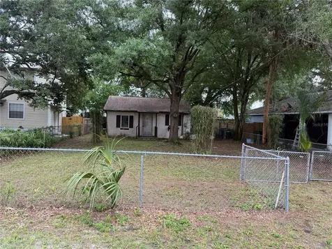 8713 N 39th Street Tampa FL 33604