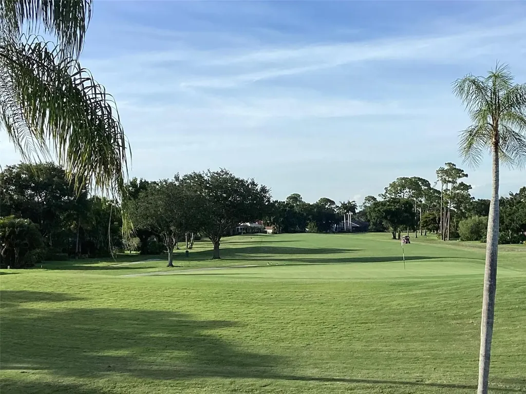 6211 Timber Lake Drive Sarasota FL 34243