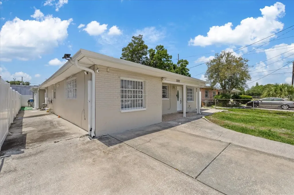 3322 W Kathleen Street Tampa FL 33607