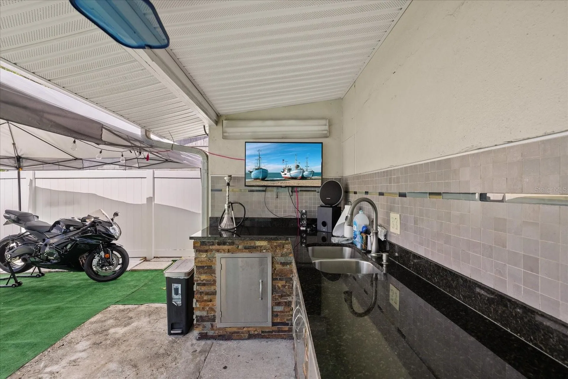 3322 W Kathleen Street Tampa FL 33607