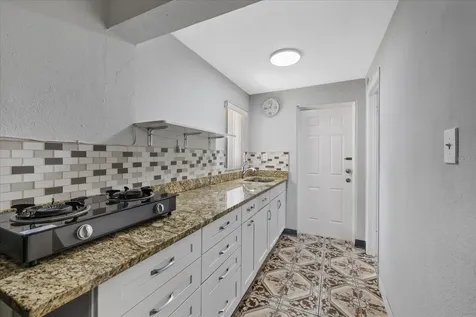 3322 W Kathleen Street Tampa FL 33607