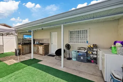 3322 W Kathleen Street Tampa FL 33607