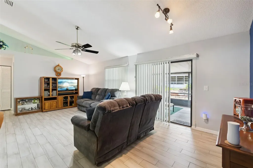 905 Devonshire Way Lake Wales FL 33853