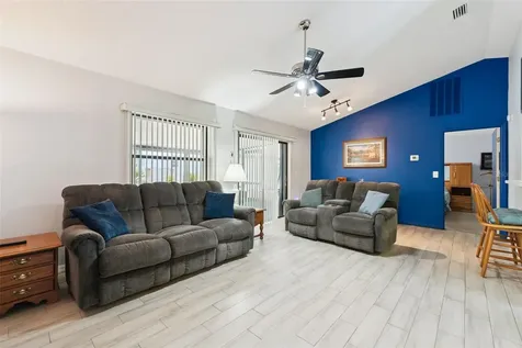 905 Devonshire Way Lake Wales FL 33853