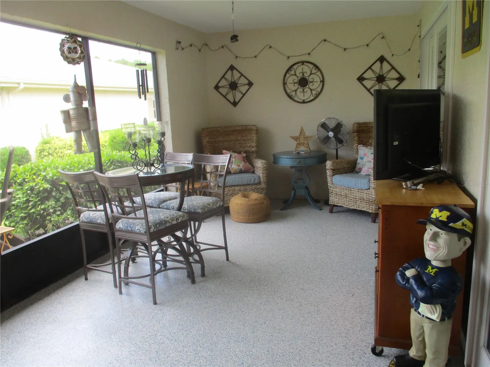 2111 N Halcyon Drive Sun City Center FL 33573