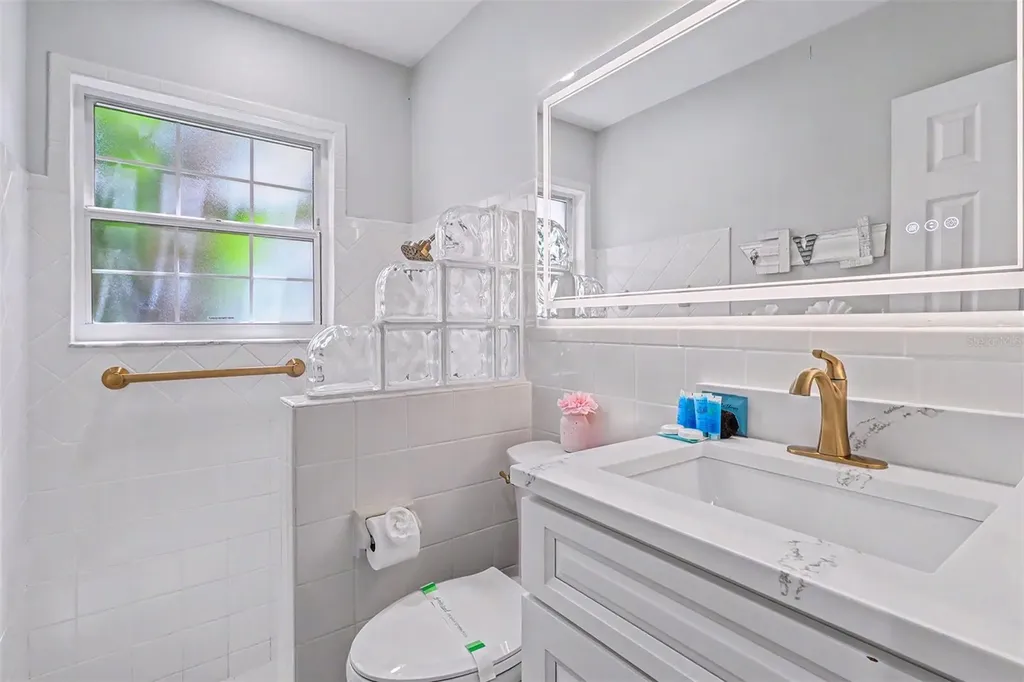 495 Harbor Drive S Indian Rocks Beach FL 33785