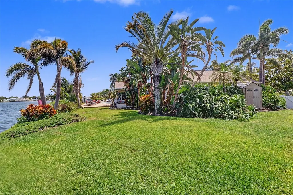 495 Harbor Drive S Indian Rocks Beach FL 33785