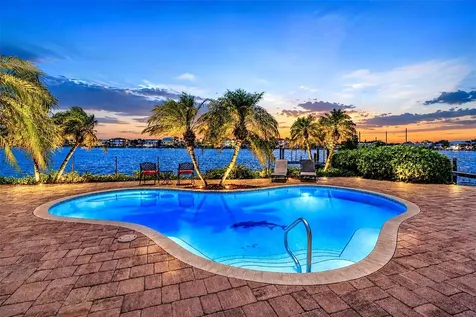 495 Harbor Drive S Indian Rocks Beach FL 33785