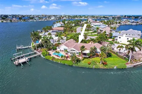 495 Harbor Drive S Indian Rocks Beach FL 33785