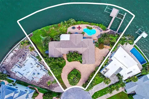 495 Harbor Drive S Indian Rocks Beach FL 33785
