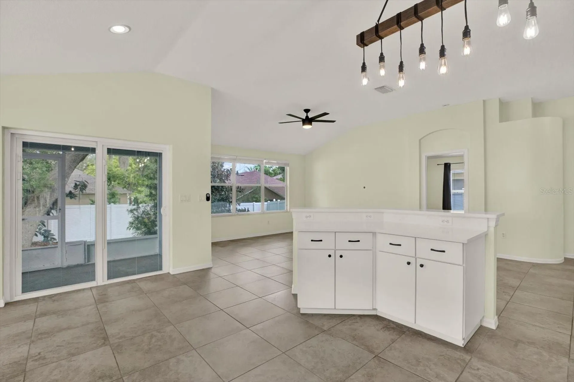 805 Straw Lake Drive Brandon FL 33510