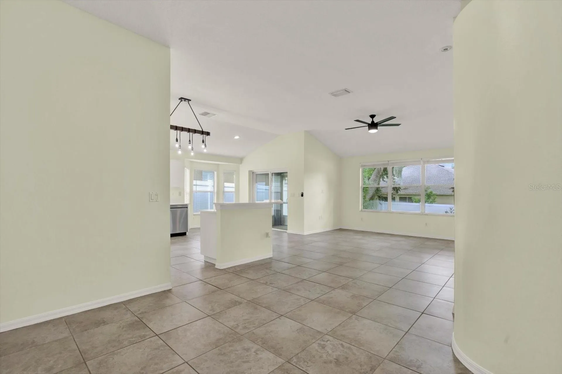 805 Straw Lake Drive Brandon FL 33510