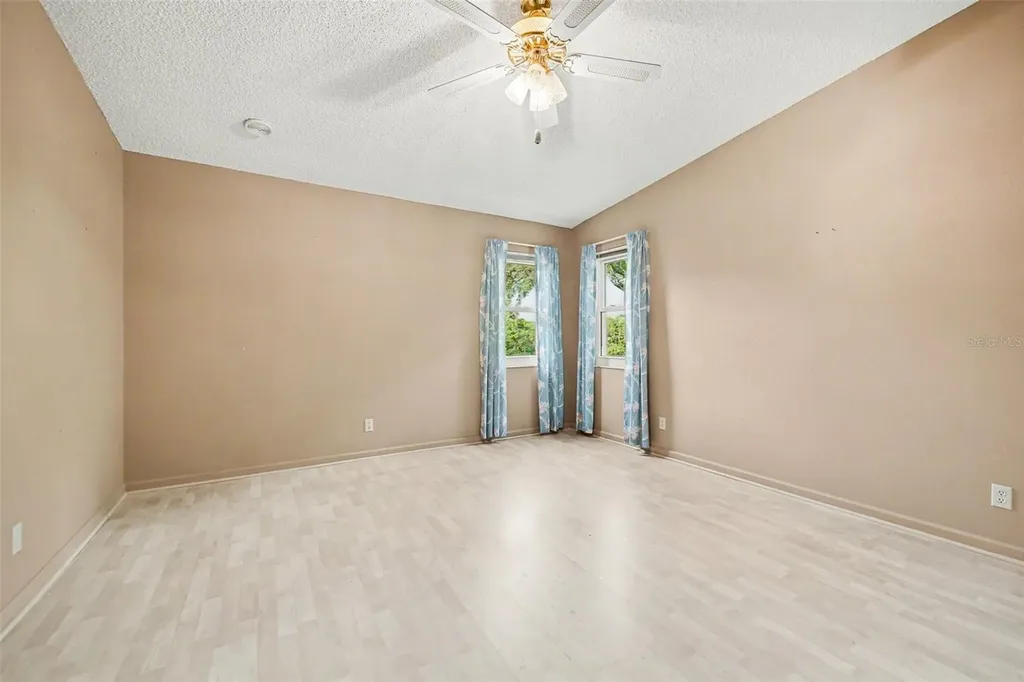 1204 Maria Court Lady Lake FL 32159