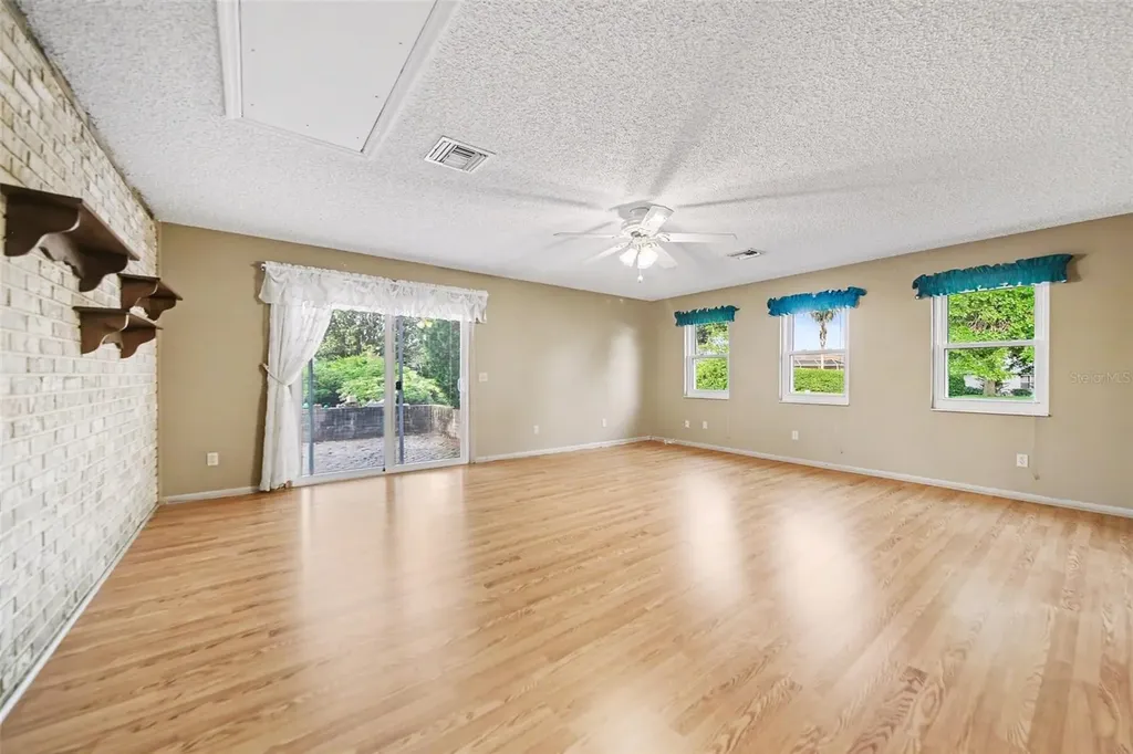1204 Maria Court Lady Lake FL 32159
