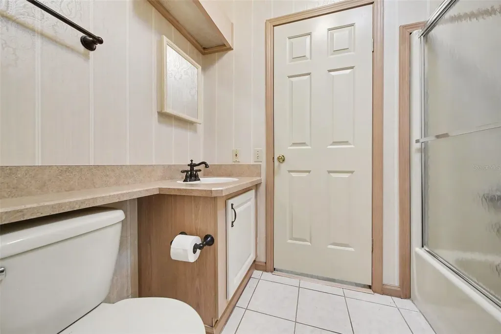 1204 Maria Court Lady Lake FL 32159