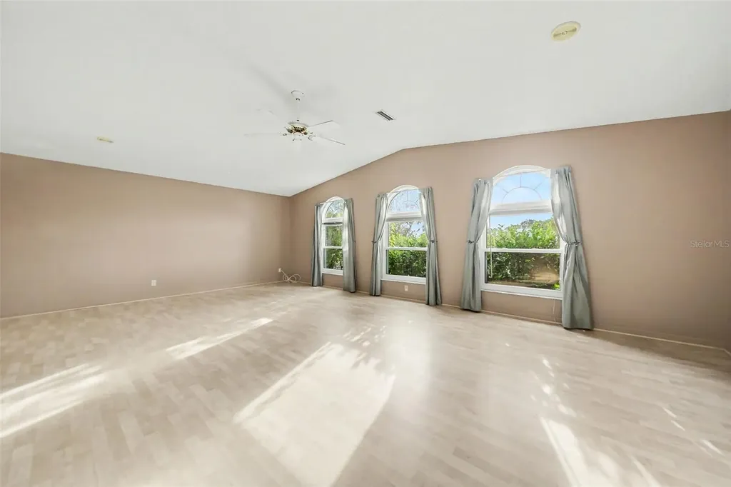 1204 Maria Court Lady Lake FL 32159