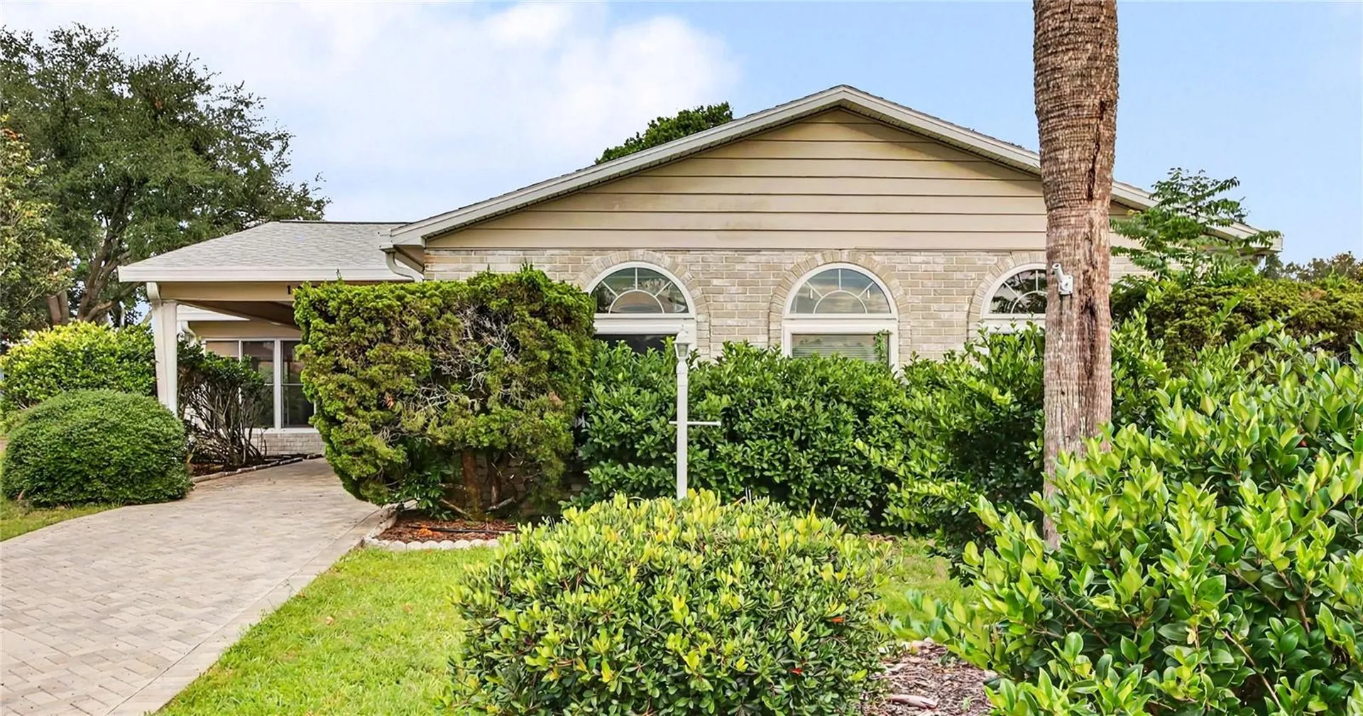 1204 Maria Court Lady Lake FL 32159