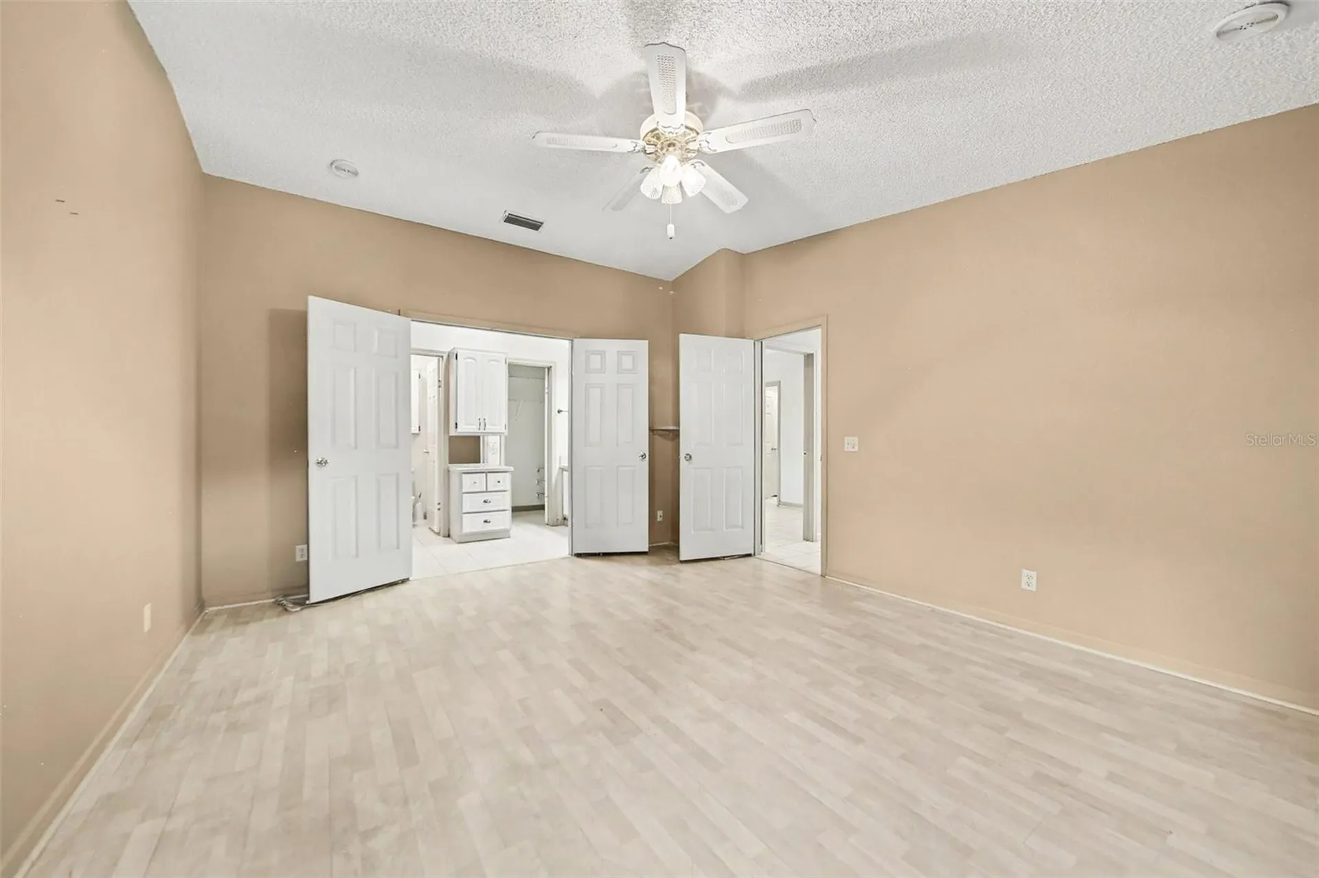1204 Maria Court Lady Lake FL 32159