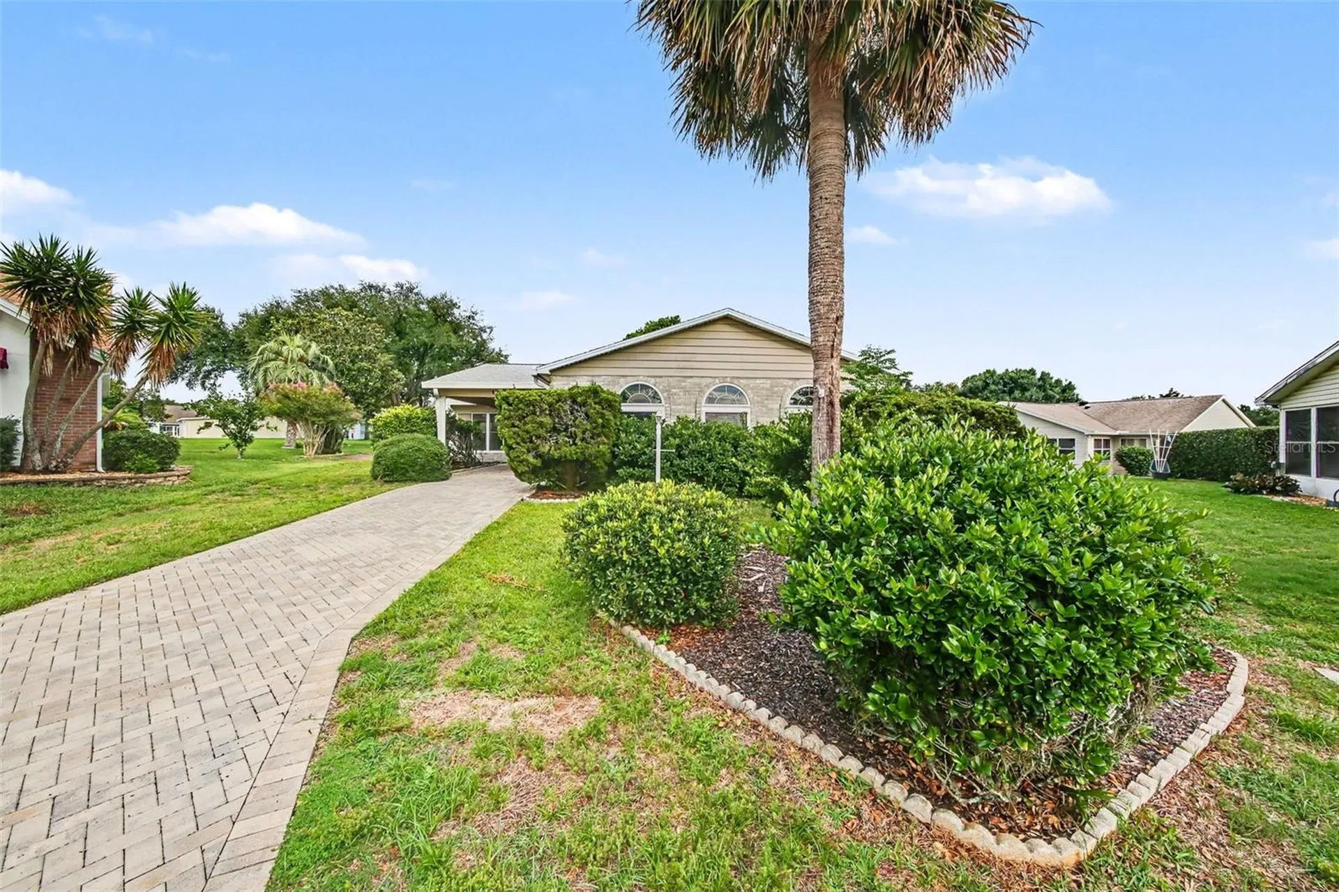 1204 Maria Court Lady Lake FL 32159