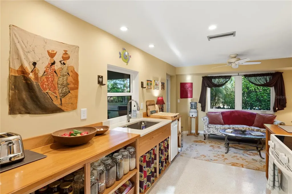 1620 Manor Road Englewood FL 34223