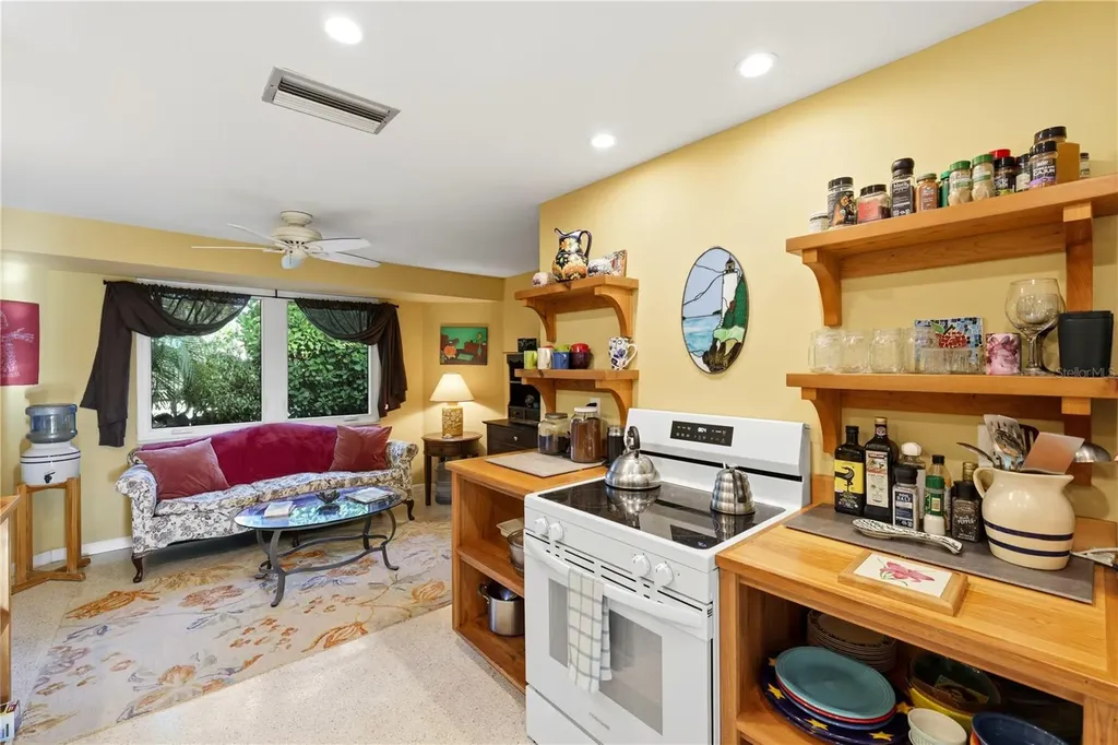 1620 Manor Road Englewood FL 34223