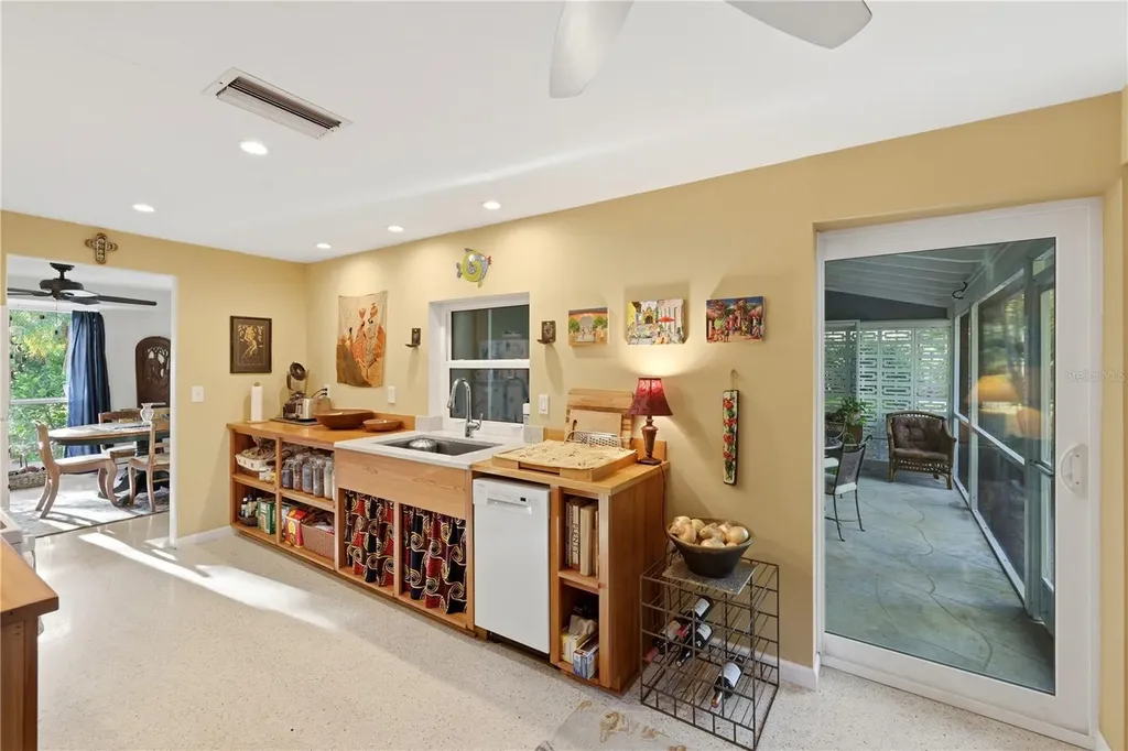1620 Manor Road Englewood FL 34223