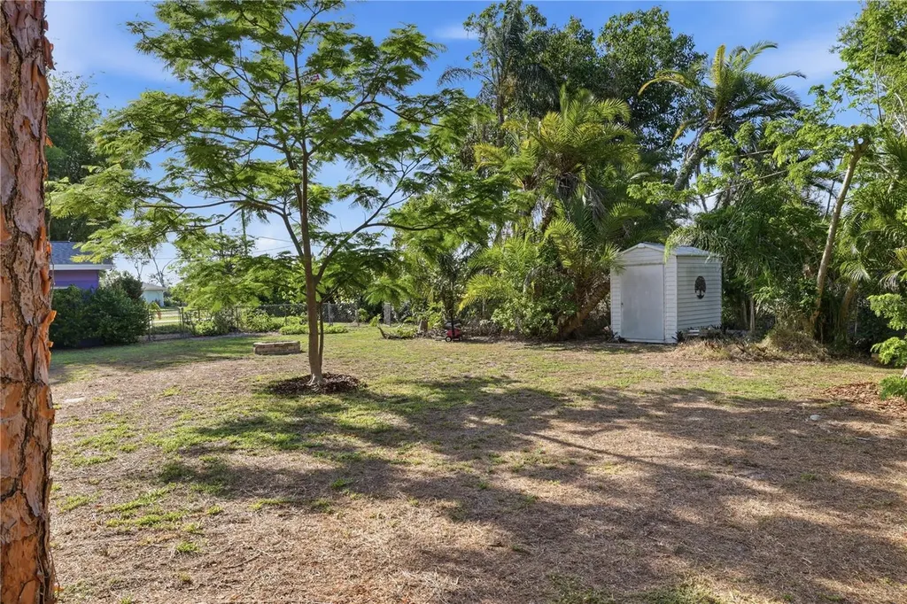 1620 Manor Road Englewood FL 34223