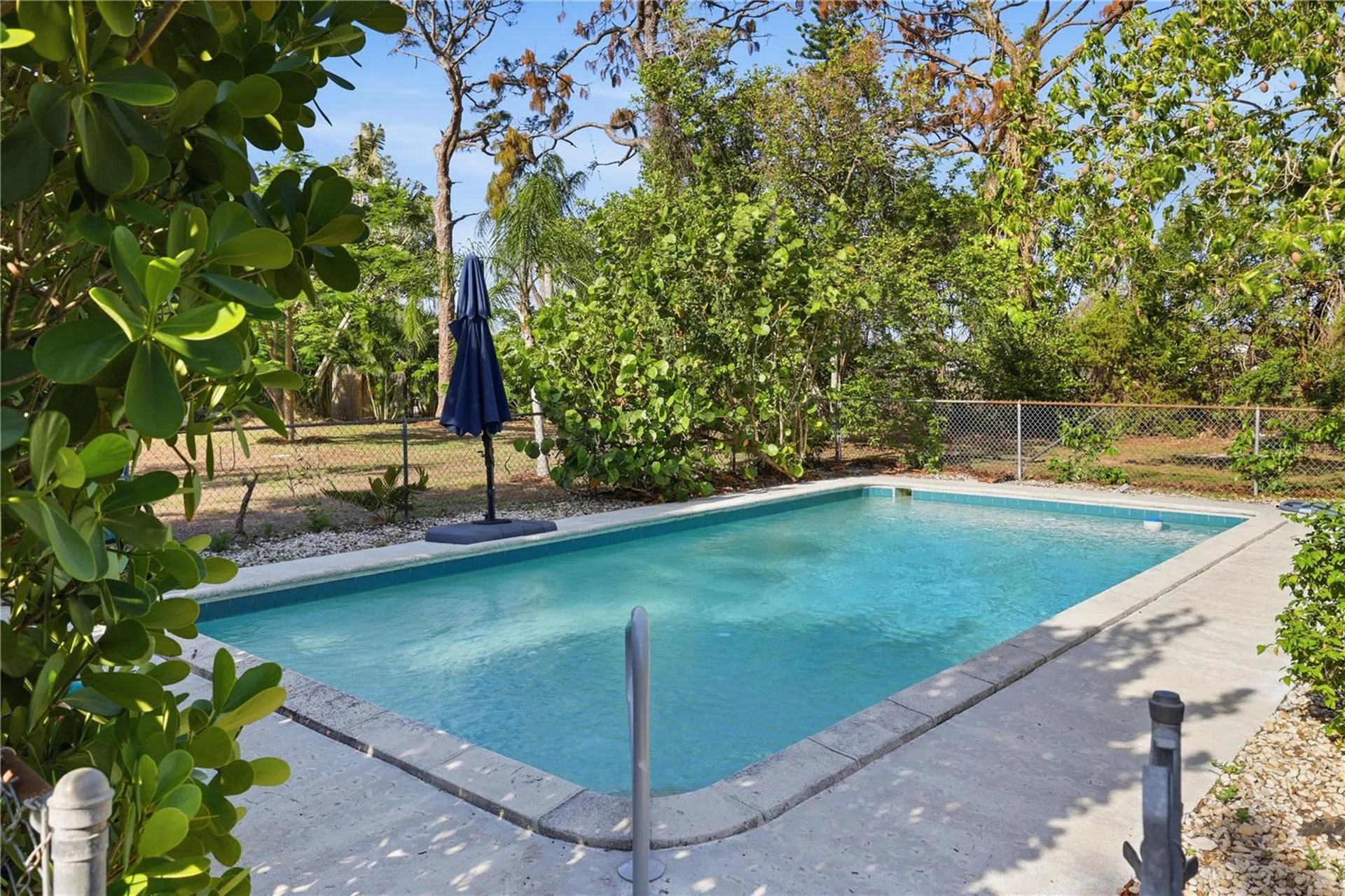 1620 Manor Road Englewood FL 34223