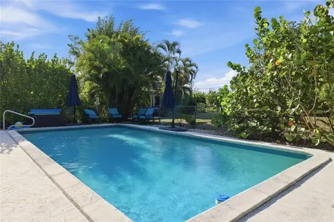 1620 Manor Road Englewood FL 34223