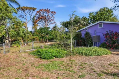 1620 Manor Road Englewood FL 34223