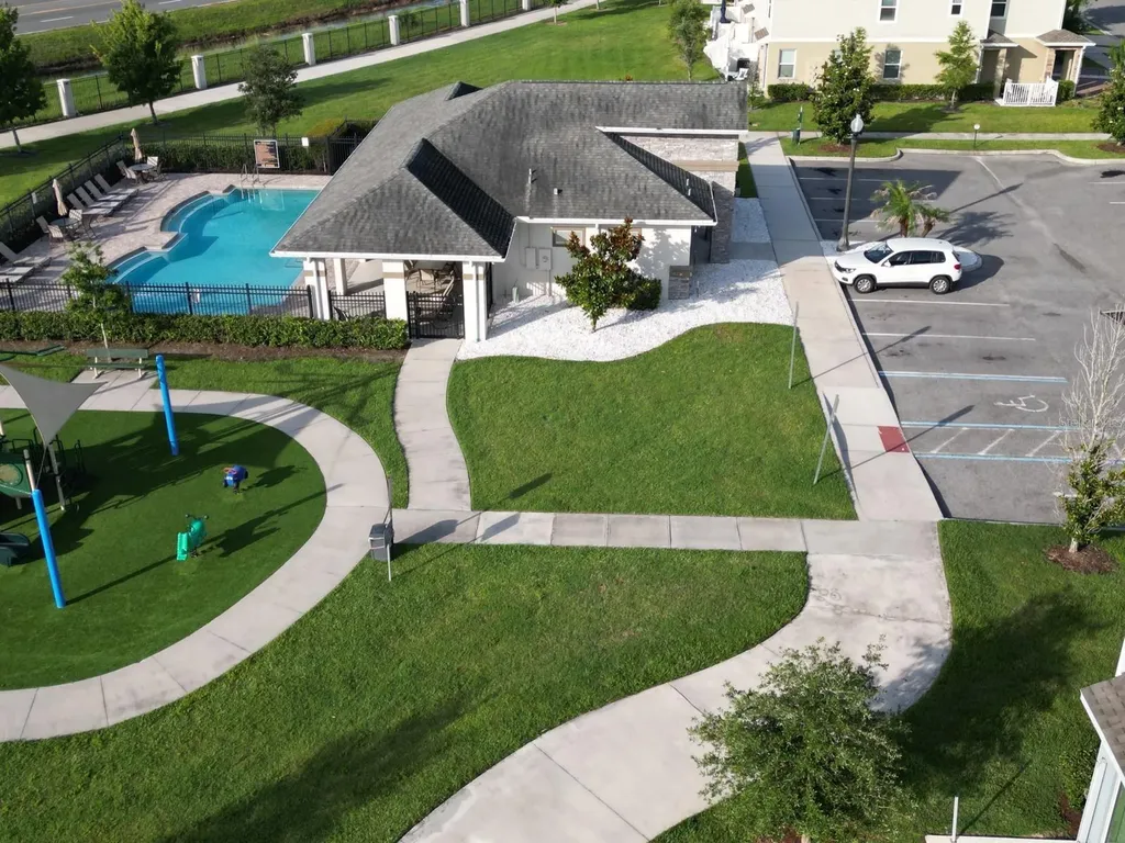 2634 Pleasant Cypress Circle Kissimmee FL 34741