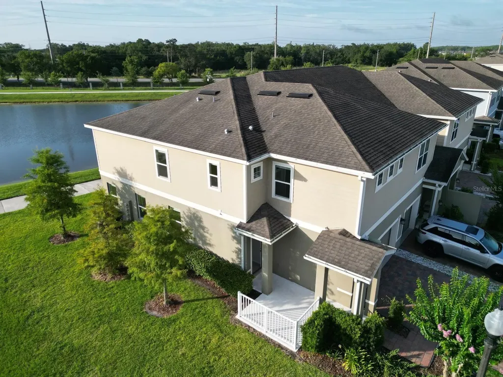 2634 Pleasant Cypress Circle Kissimmee FL 34741