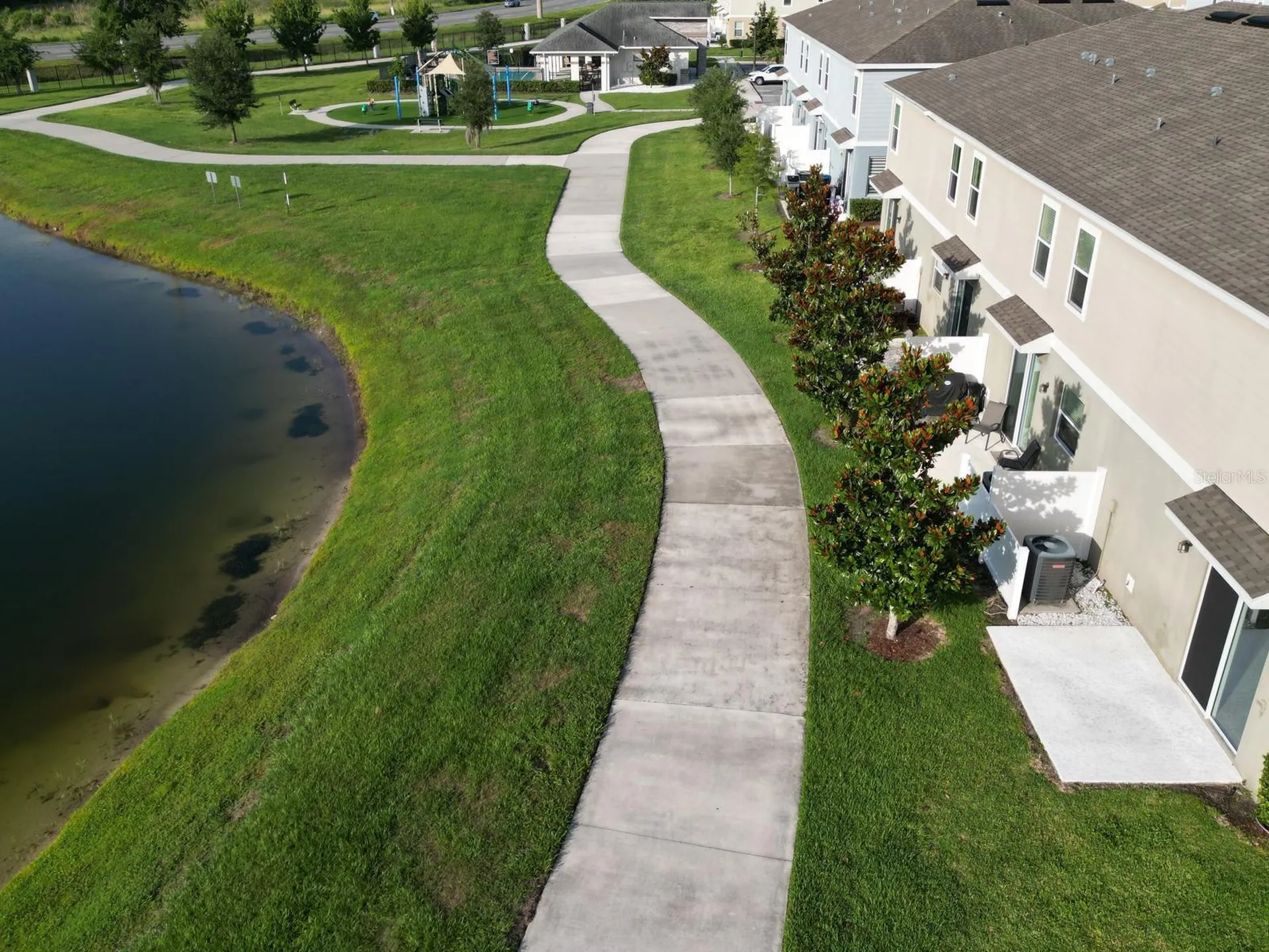 2634 Pleasant Cypress Circle Kissimmee FL 34741