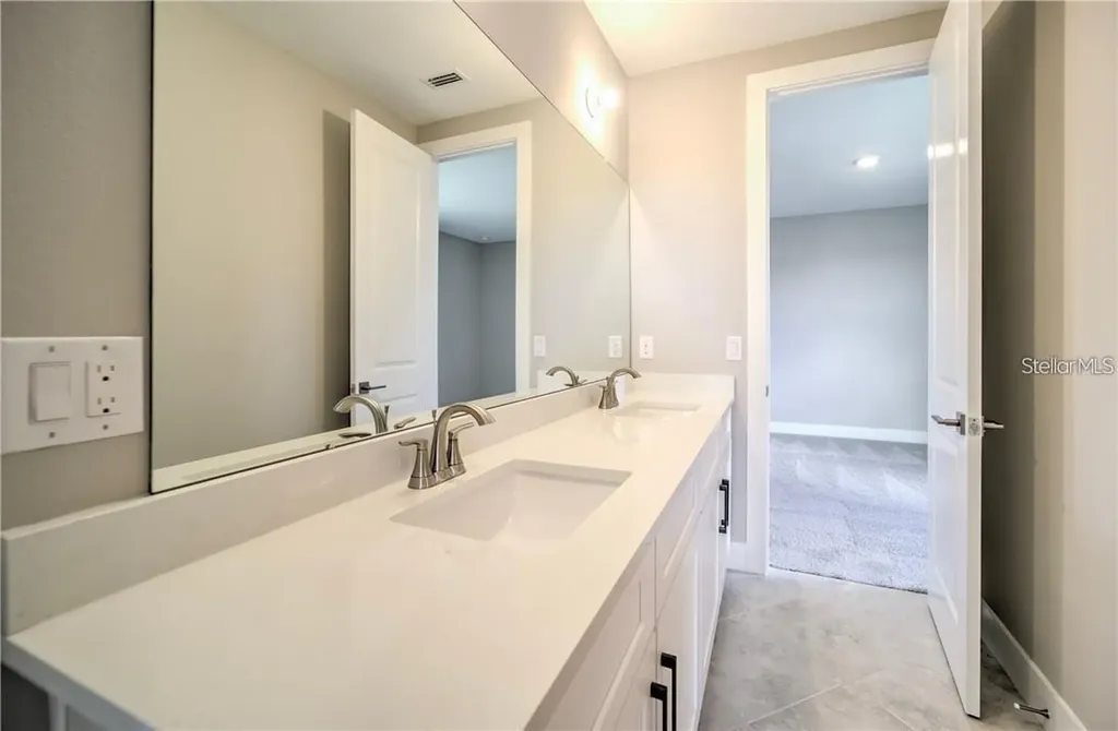 31808 Tortuga Shore Loop Wesley Chapel FL 33545