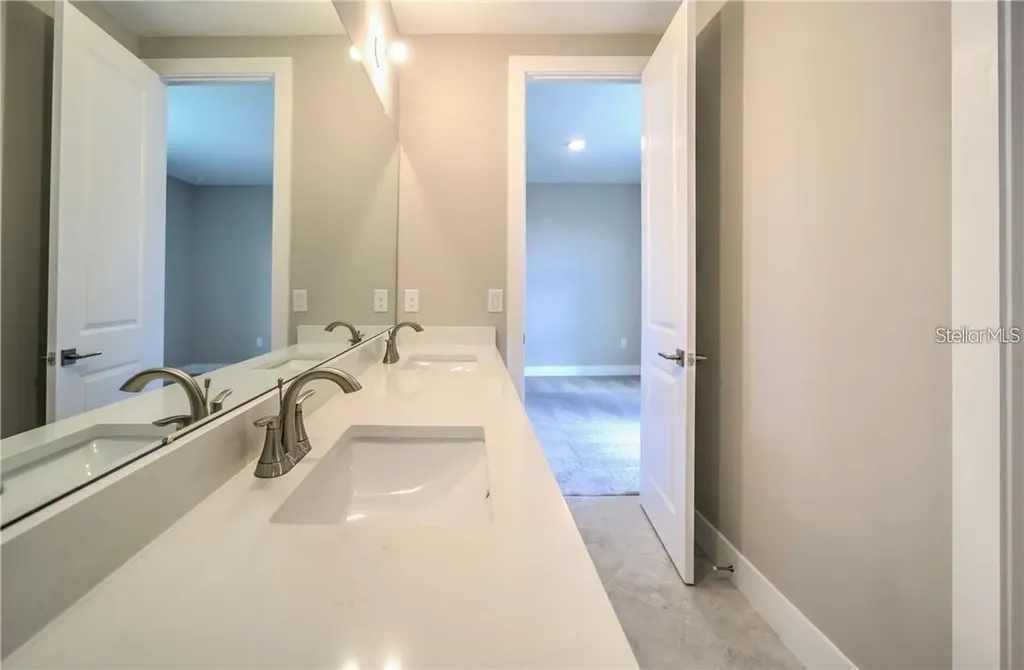 31808 Tortuga Shore Loop Wesley Chapel FL 33545