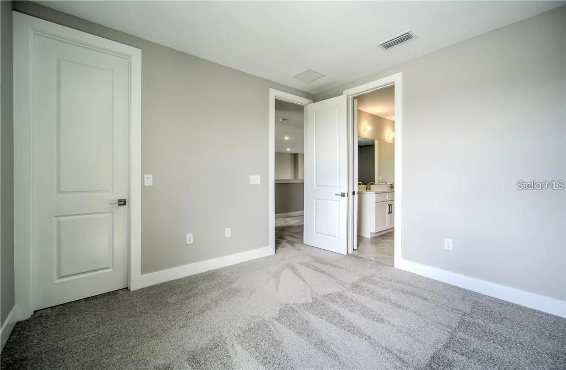 31808 Tortuga Shore Loop Wesley Chapel FL 33545