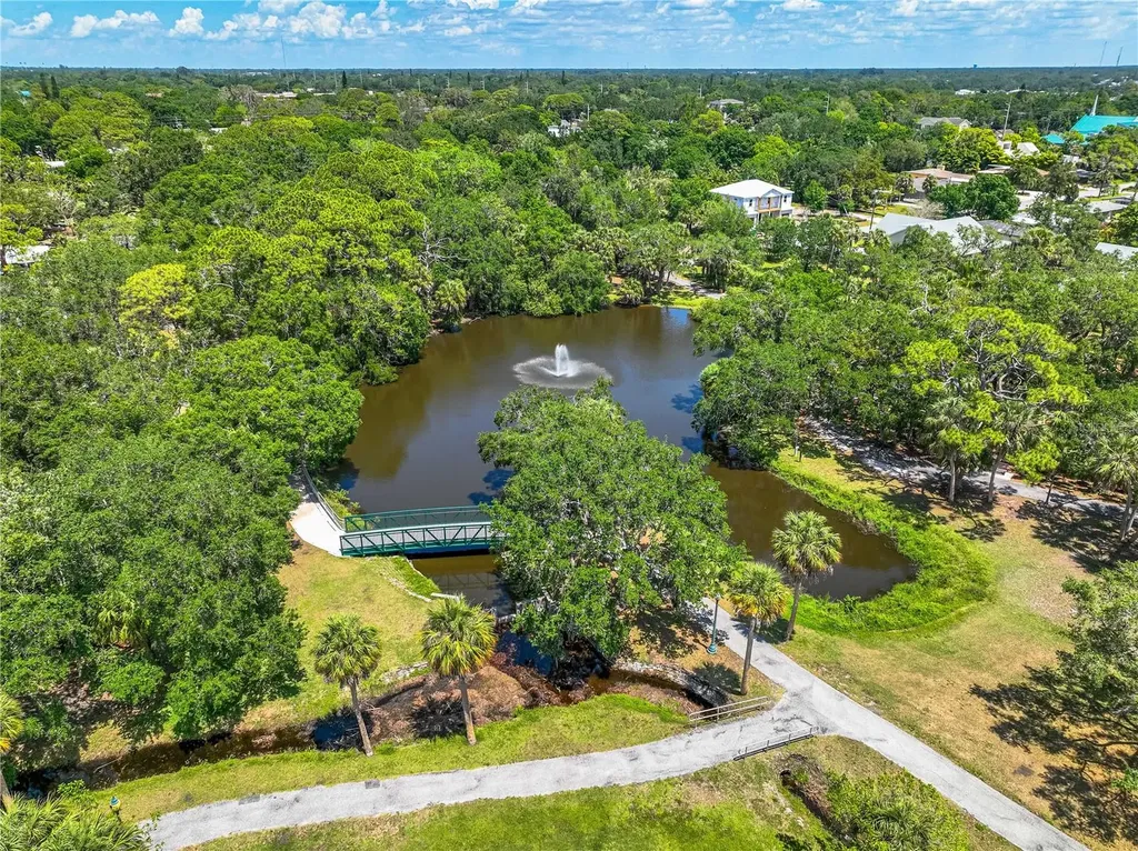 3036 Hyde Park Street Sarasota FL 34239